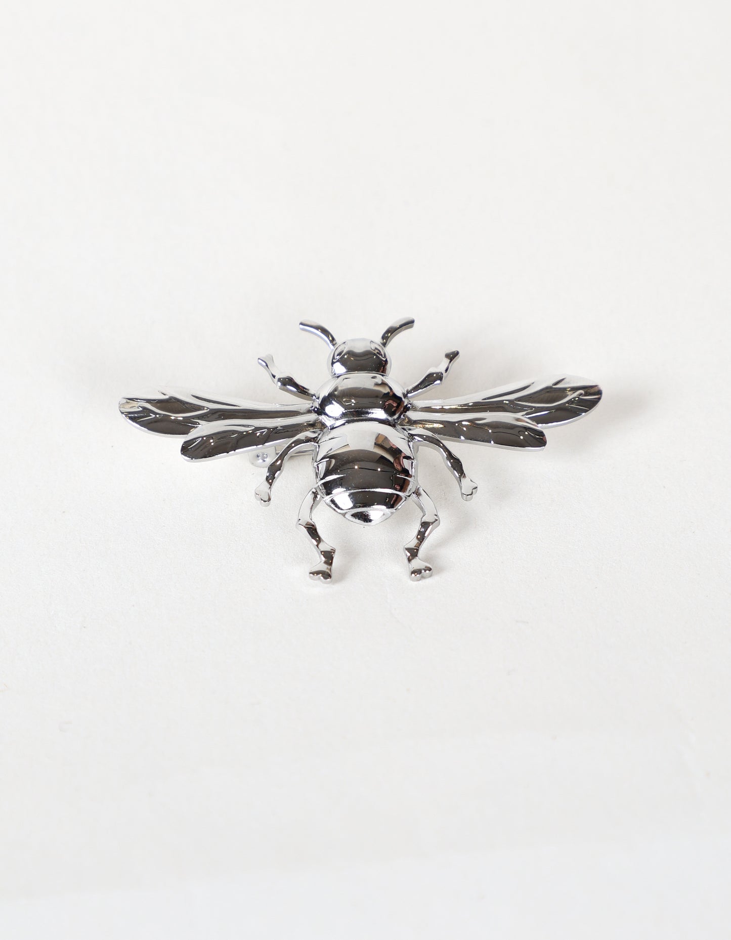 Sculpted Bee Brooch in Silver