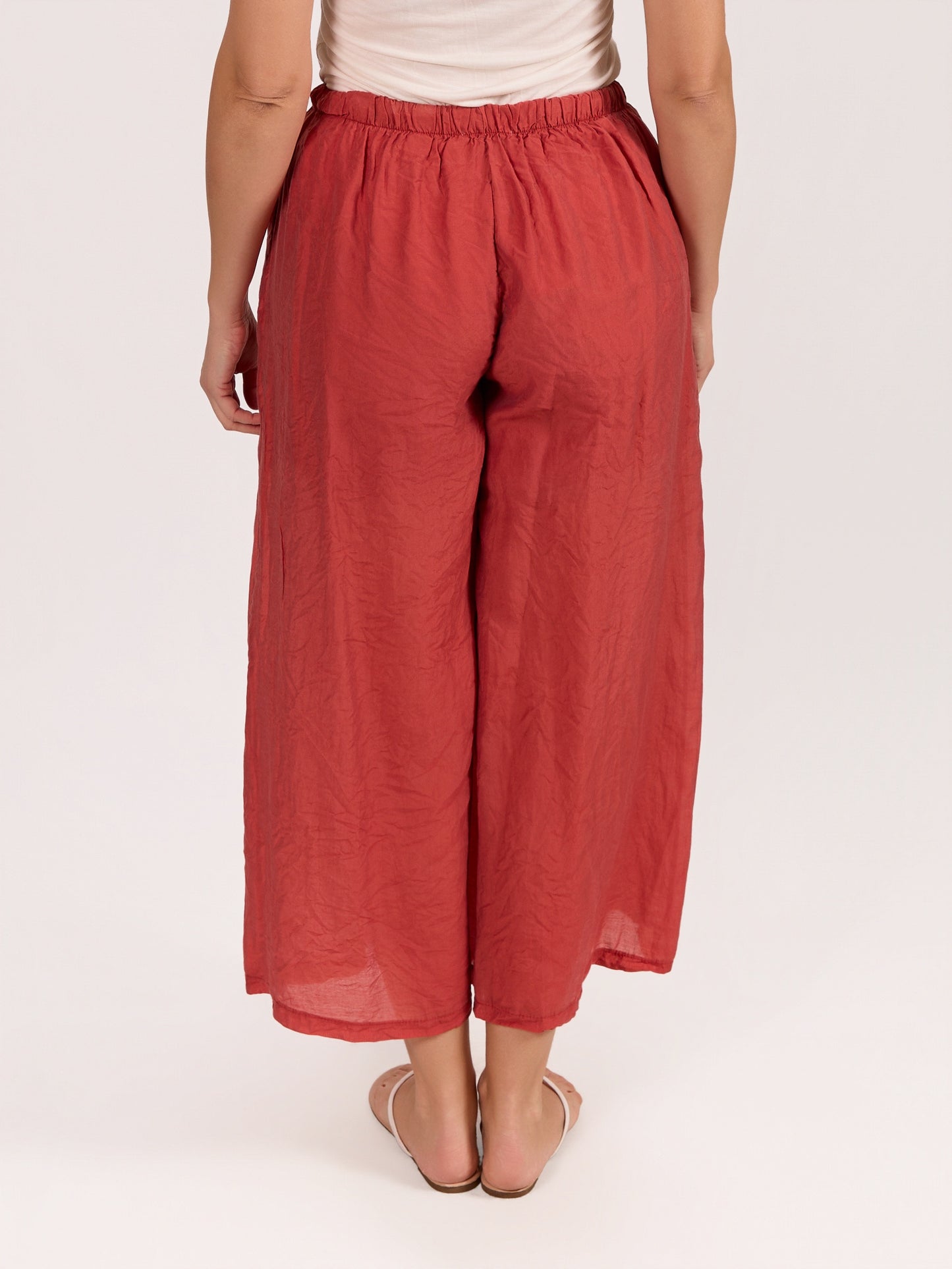 Pantalon rouge à enfiler avec doublure partielle
