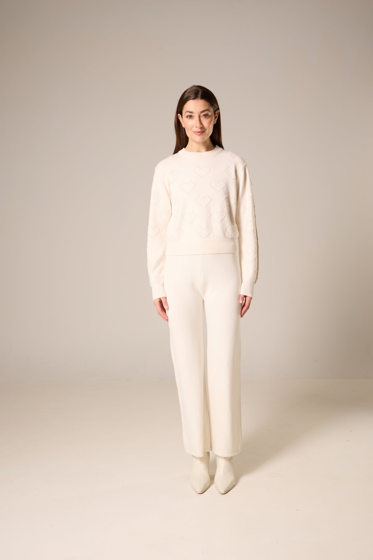 Pull lait de poule à manches longues, col rond, motif cœur embossé intégral
