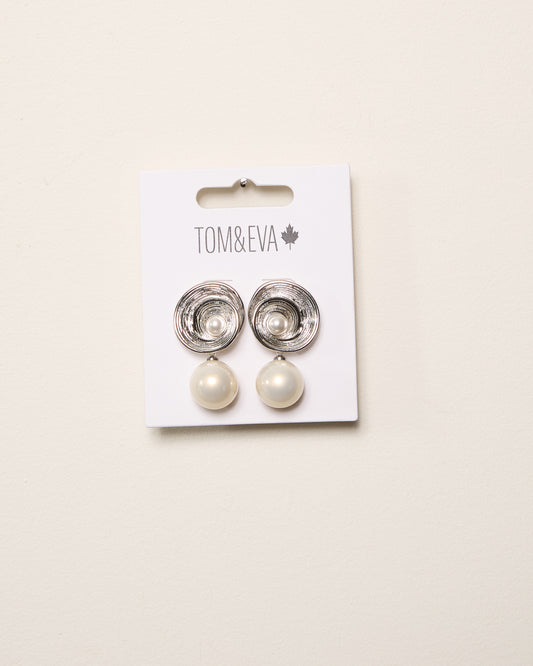 Silver Clam Shell Pearly Dangle Earrings