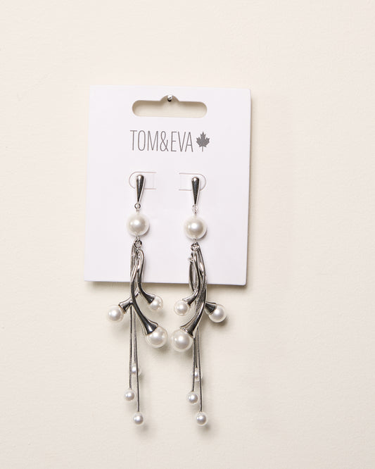 Silver Dangled Pearly Bottom Earrings