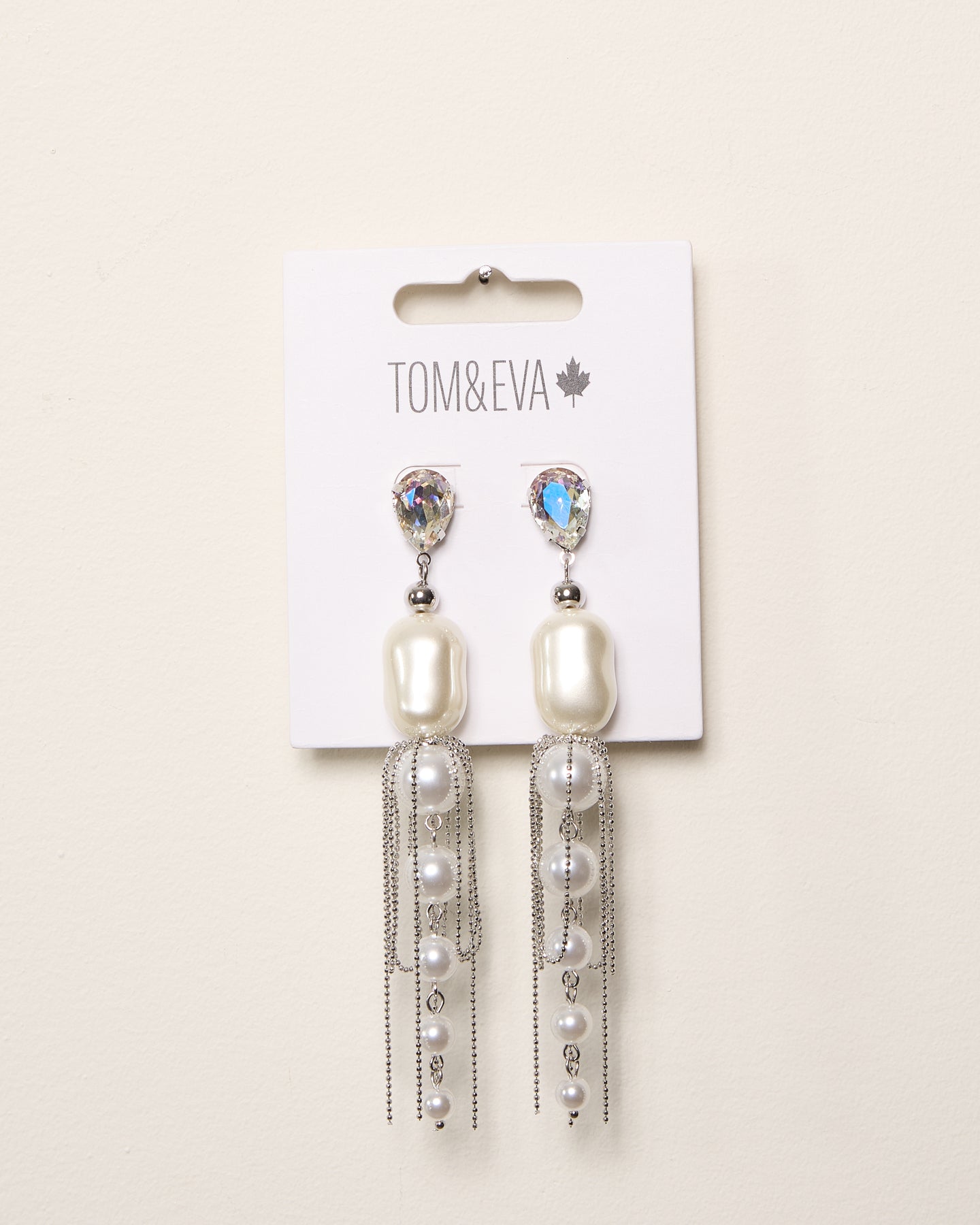 Silver Diamond and Pearl Dangle Earring