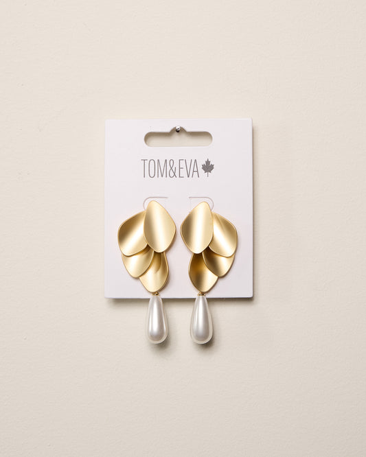 Gold Matte Stacked Scales and Teardrop Pearl Earring