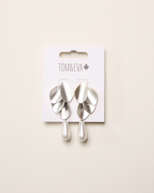Silver Matte Stacked Scales and Teardrop Pearl Earring
