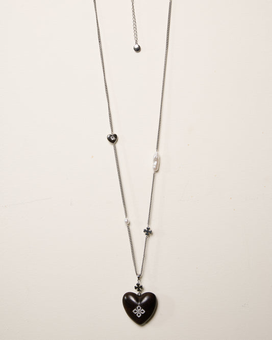 Black Heart and Pearly Chain Necklace