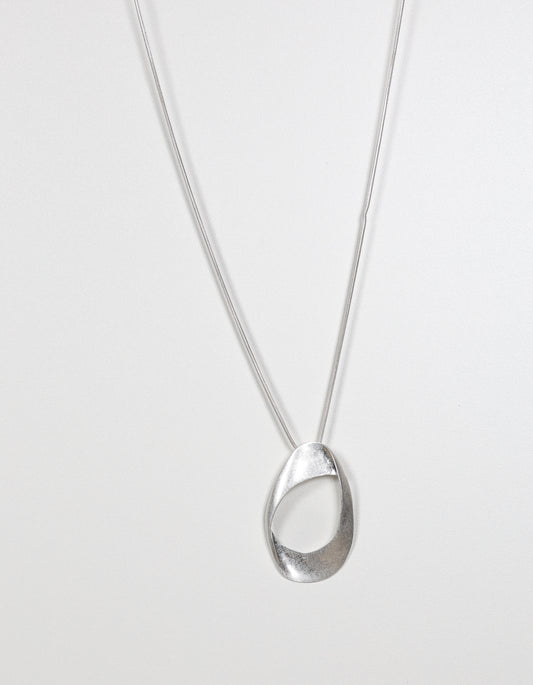 Silver Chain Necklace with Twisted Oval Pendant