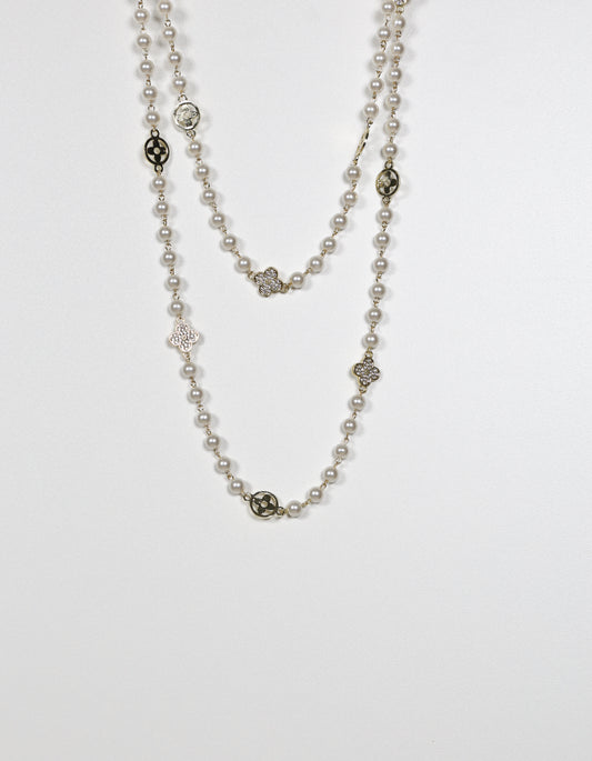 Pearl Necklace with Crystal-Embellished White Clovers