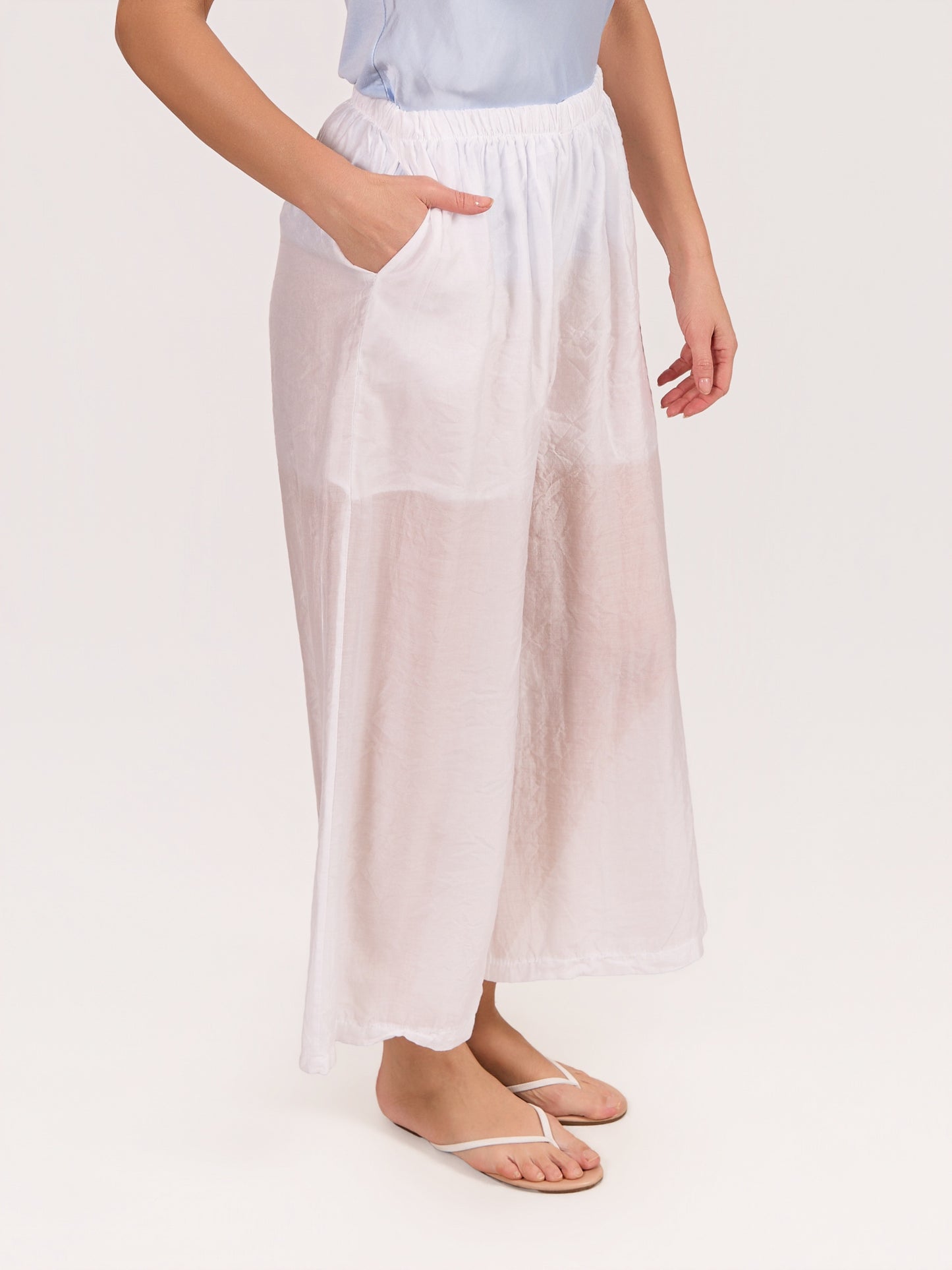 Pantalon blanc à enfiler avec doublure partielle