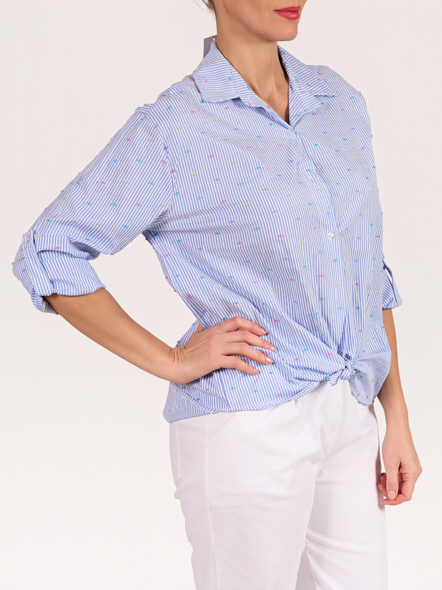 Chemise bleue à boutons à l’avant coupe hi-lo à rayures multi-fils