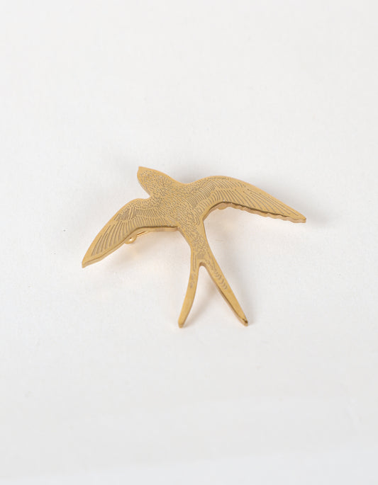 Soaring Sparrow Brooch in Gold