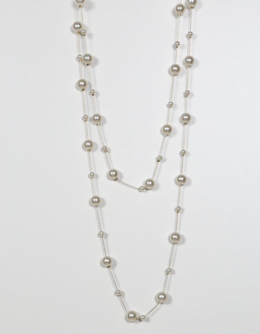 Chain Necklace with Mixed Large and Small Pearls in Gold